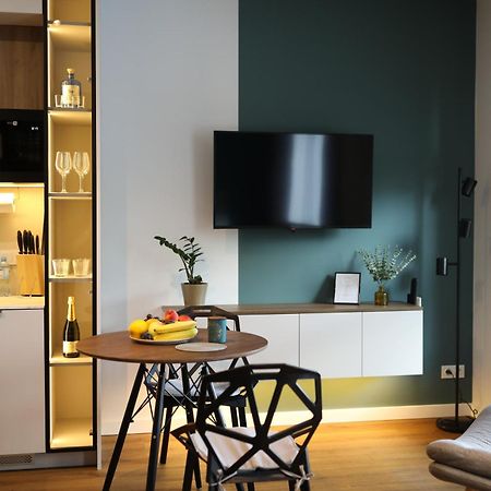 Apartament Zdziechowskiego With Parking And Ac, Mokotow Varşova Dış mekan fotoğraf